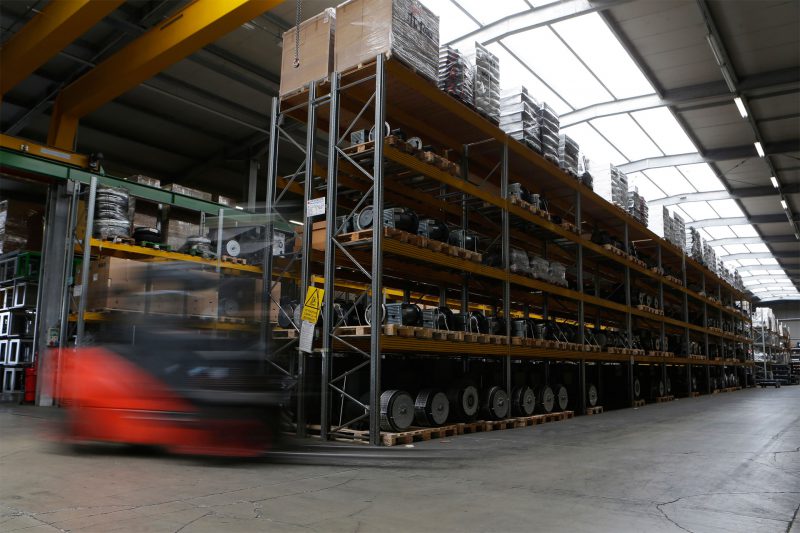 Máy phát điện dùng cho nhà máy